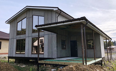 Индивидуальный жилой дом по адресу: Краснодарский край, г. Горячий ключ, ул. Радужная, 30. Общая площадь 197 м2. Сдан 09.2019