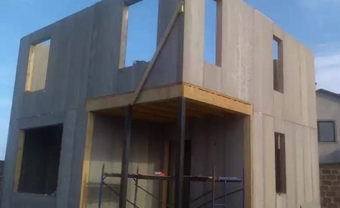 Индивидуальный жилой дом по адресу: Республика Крым, г. Евпатория, пгт Мирный. Общая площадь 71,52 м2. Сдан 06.2019.   