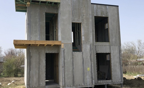 Индивидуальный жилой дом по адресу: Краснодарский край, Красноармейский район, х. Трудобеликовский, ул. Набережная, 395 А. Общая площадь – 66 м2. Сдан 06.2020